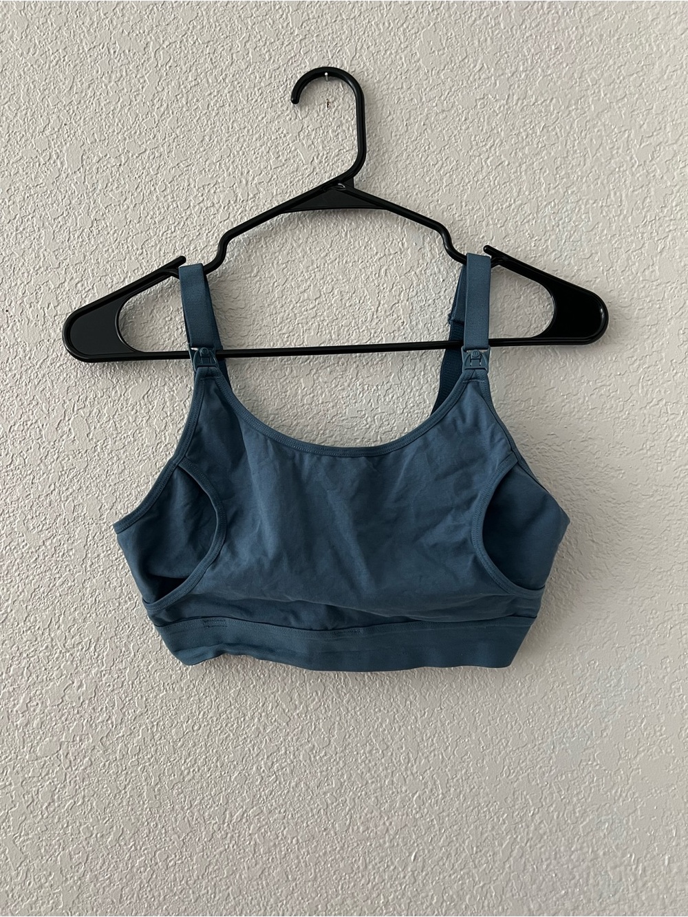 Momcozy Hands Free Pumping and Nursing Bra in one Blue Small